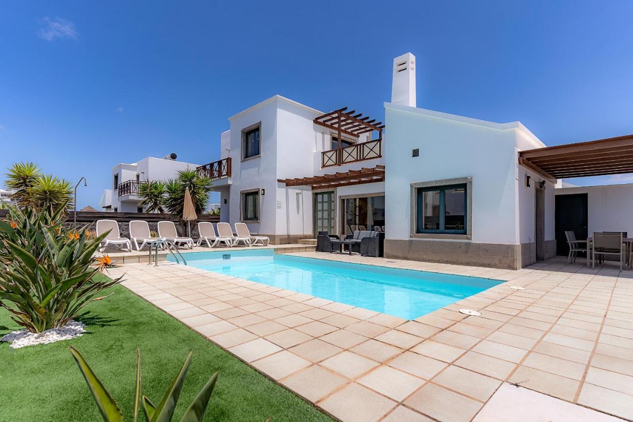 Villas Camelot By Escape Home ปลายาบลังกา ภายนอก รูปภาพ